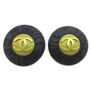 AUTHENTIC CHANEL CC Logos Button Motif Earrings Gold Black Clip-On 94P